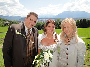 Stefanie und Dominique mit Miriam in Salzburg 21-5-2011